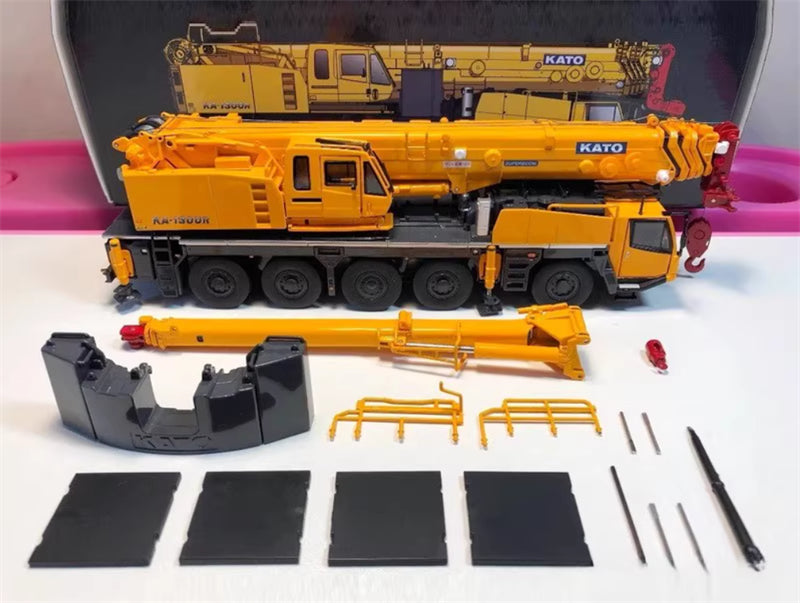 KATO ALLTERR KA-1300R Road Crane 5-axle Standard Edition 1:50 Truck Pre-built Model