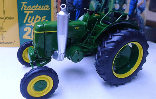 REPLICAGRI SFV 201 European classical tractor green 1:16 Truck Pre-built Model