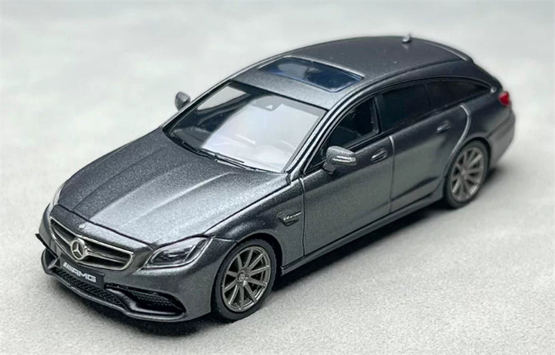 1:64 Mercedes-Benz AMG CLS 63 metallic green KING MODEL Shooting Brake Limited Edition 999PCS ONLY DIECAST Civil Car Model
