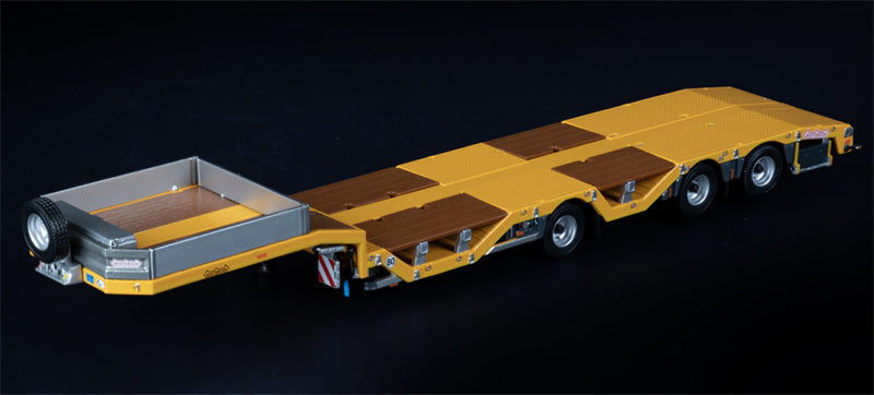 IMC  Nooteboom OSDS 3-axle Semi Low Loader with Wheel Wells 1:50 Truck Pre-built Model