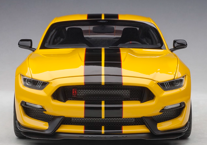 AUTOART Ford GT350R Mustang Yellow 1:18 Car Pre-built Model view6