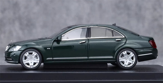 MOTORHELIX Mercedes Benz S-Class S600L W221 Green Limited Edition 499PCS ONLY 1:64 car Pre-built Model view2