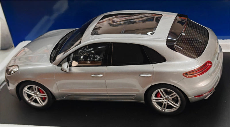 1:18 Porsche Macan Turbo silver Spark Resin Car Model view6