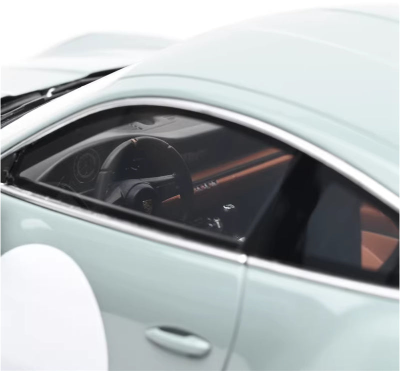 1:18 PORSCHE 911 992 S/T  Green  GT SPIRIT w/ display box Limited Edition 504PCS ONLY Resin Car Model