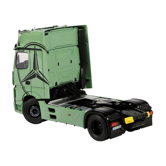 NZG Mercedes Benz Actros GigaSpace 4x2 olive with star 1:18  DIECAST Truck Lorry