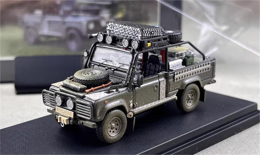 SW Land Rover Defender 110 Silver Grey Muddy Edition 1:64 car Pre-built Model view1