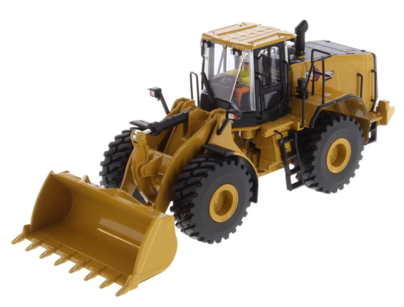 CATERPILLAR 966 GC Wheel Loader Limited Collection Edition 1:50 Truck Pre-built Model