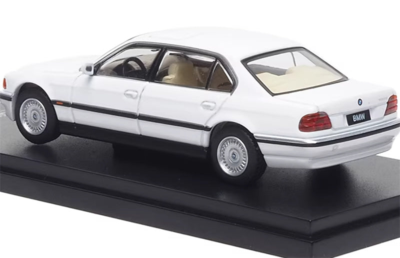 Almost Real BMW 750iL E38 White 1:64 Car Pre-built Airliner Model Display view2