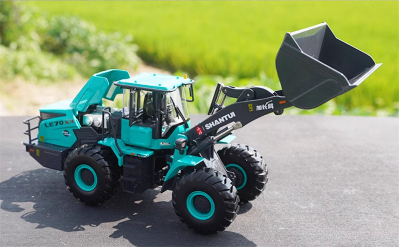 SHANTUI LE70-3X Pure Electric Wheel Loader New Energy Green 1:35 Truck Pre-built Model