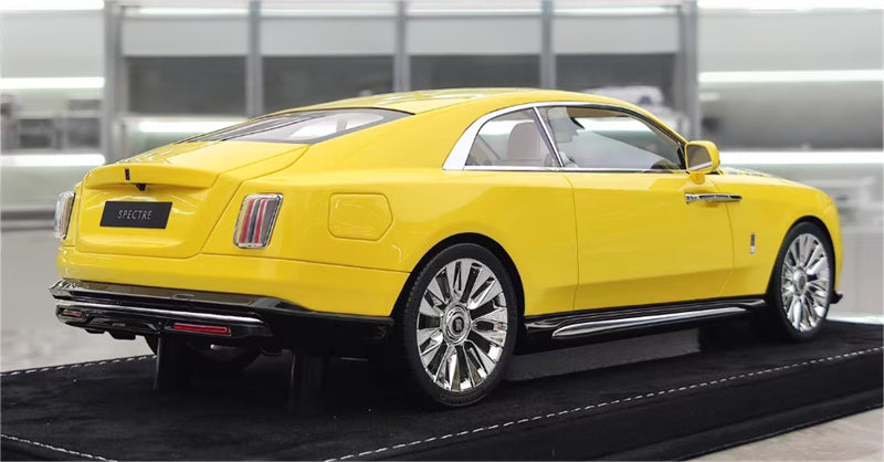 HH Model Rolls Royce SPECTRE yellow 1:18 Car Pre-built Model view3