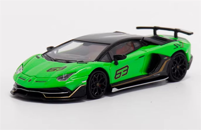 Max well Lamborghini Aventador SVj 63 # Pearl green hardtop 1:64 Car Pre-built Airliner Model Display view1