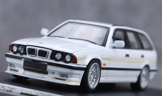 Mortal BMW E34 ALPINA B10 TOURING 5 Series wagon Pearl white Gold Strip Limited Edition 699PCS ONLY 1:64 Car Pre-built Model view2