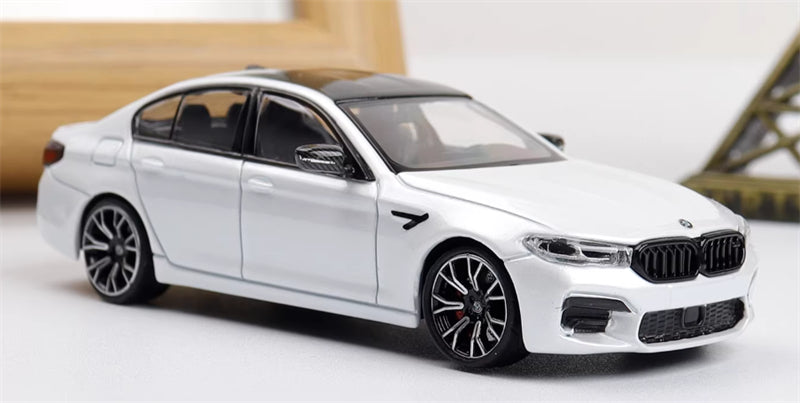 1:64 BMW M5 F90 Pearlescent White MJ Model Limited Edition 999PCS ONLY DIECAST Civil Car Model