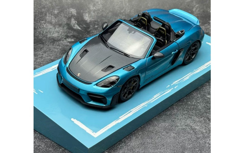 1:18 Porsche 718 Spyder RS Ipanema Blue MINICHAMPS Convertible Limited 300 pcs DIECAST Car Model