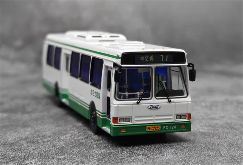 AUTO-GLIMPSE Flxible Shanghai 71 City Bus Air-conditioned version Light green white 1:64 Bus Pre-built Model view8