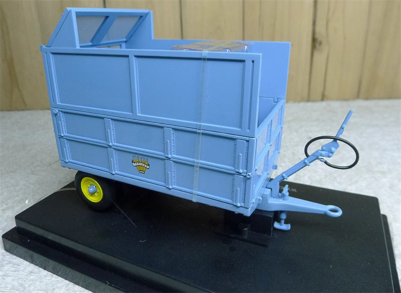 Universal Hobbies WEEKS 3.5 ton tipping trailer Blue 1:32 Truck Accessories Pre-built Model