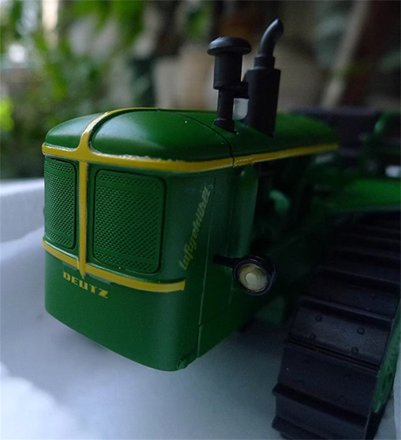 Schuco Deutz 60 PS Kettentraktor Green Limited Edition 500PCS ONLY 1:32 Truck Pre-built Model