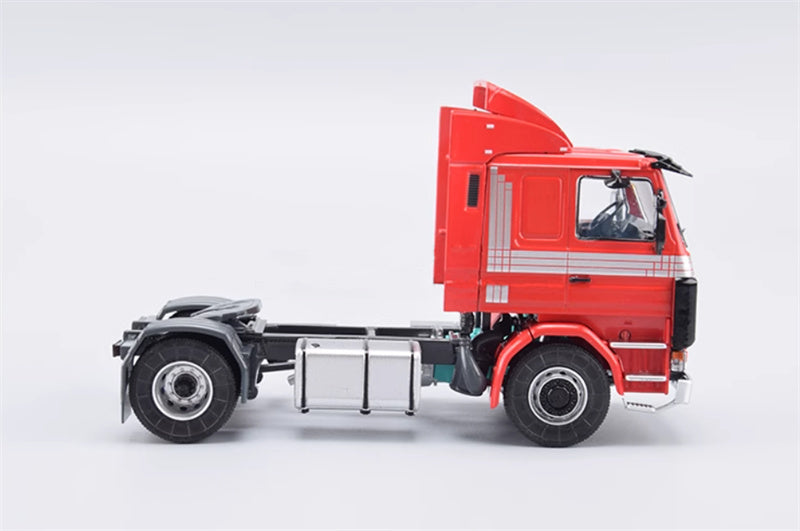 StartScaleModels 4X4 Scania-113M TOWING TRUCK 1:43 Truck Pre-built Model