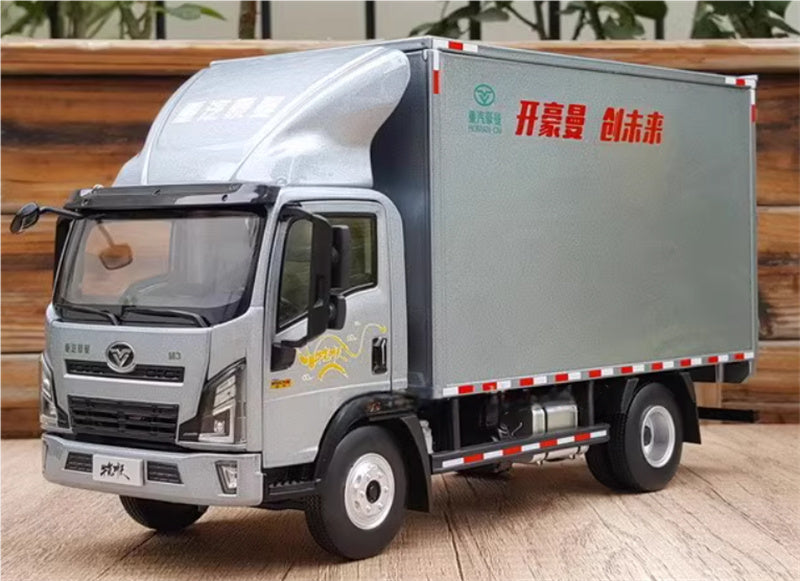 Sinotruk HOMAN M3 Light Truck grey 1:24 Truck Pre-built Model