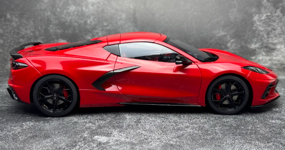 AUTOART Corvette C8 STINGRAY Z51 Red 1:18 Car Pre-built Model view5