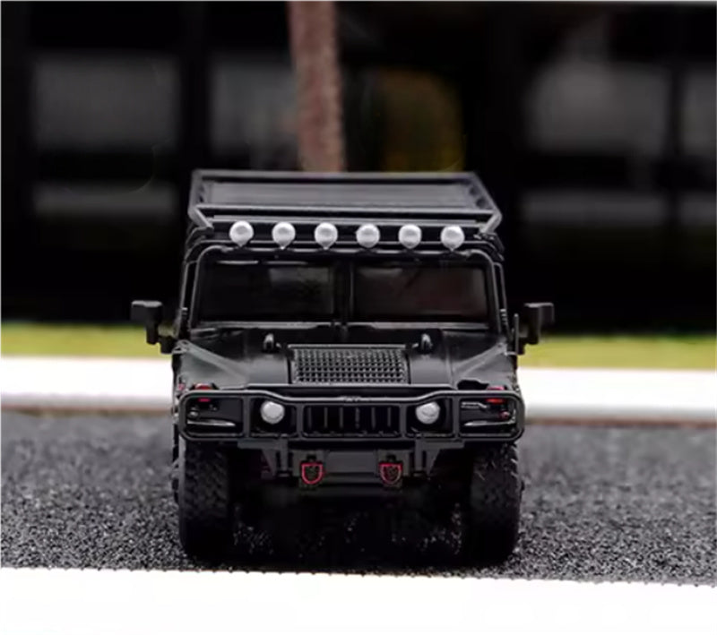 MASTER Hummer H1 off-road vehicle Metal Black Civilian Edition 1:64 Truck Pre-built Airliner Model Display view4