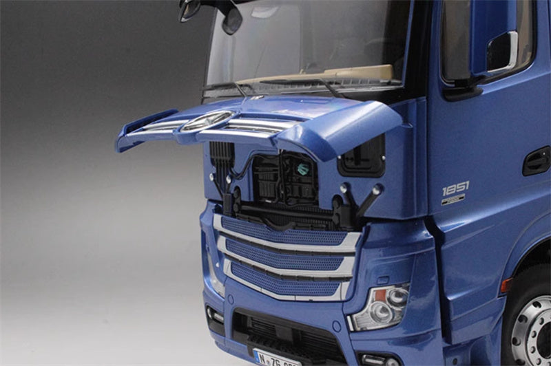 NZG Mercedes Benz ACTROS FH25 GIGASPACE 4X2 Truck Lorry Tractor blue 1:18 DIECAST Truck Lorry