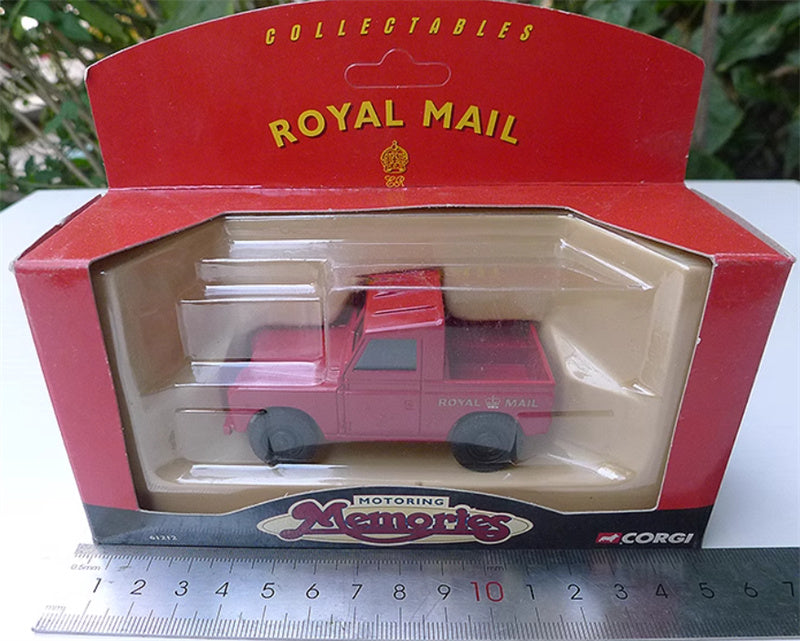 CORGI Royal Mail SWB Landrover red 1:64 Truck Pre-built Model