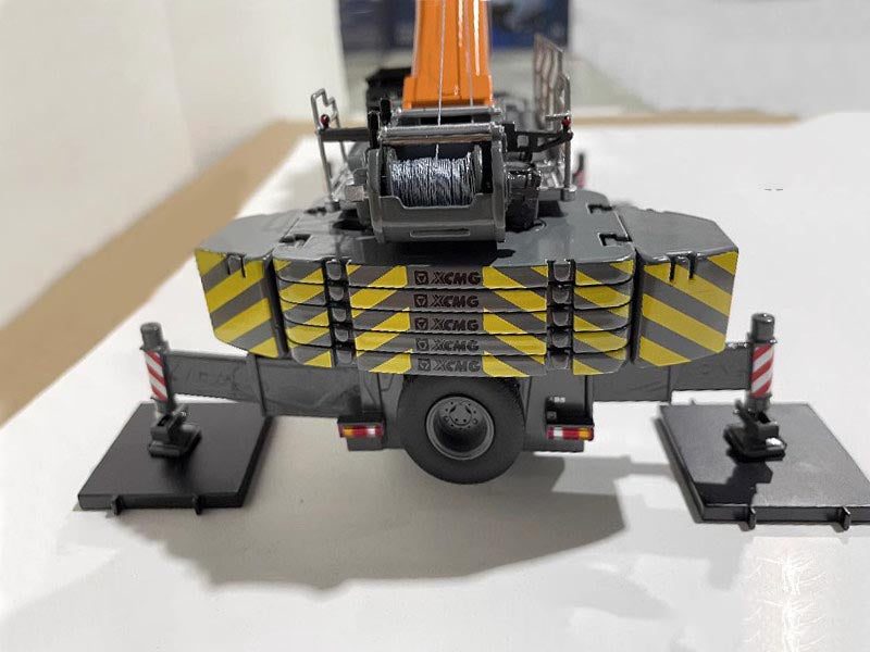 1:50  AP Rentals XCA200L8 XCMG   Diecast Model