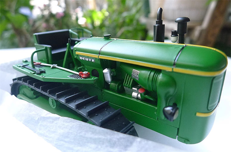 Schuco Deutz 60 PS Kettentraktor Green Limited Edition 500PCS ONLY 1:32 Truck Pre-built Model