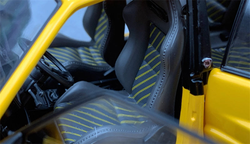 Kyosho LANCIA Delta HF Integrale 1992 Yellow 1:18 Car Pre-built Model view2