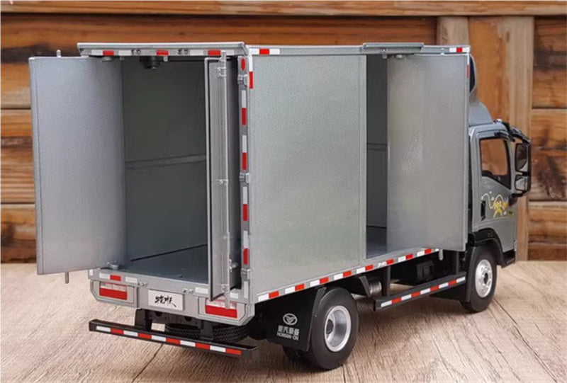 Sinotruk HOMAN M3 Light Truck grey 1:24 Truck Pre-built Model