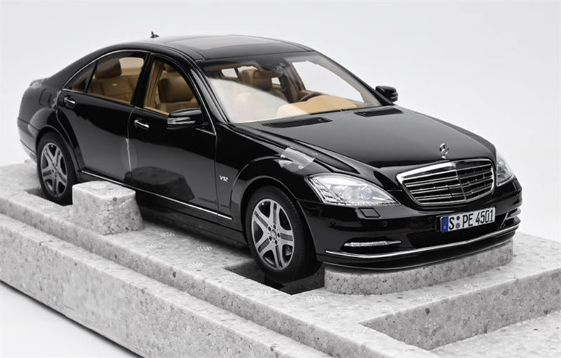 MOTORHELIX Mercedes Benz S-Class S600L W221 Fully Open black Beige interior Comes with engine Limited Edition 999PCS ONLY 1:18 Car Pre-built Model view8