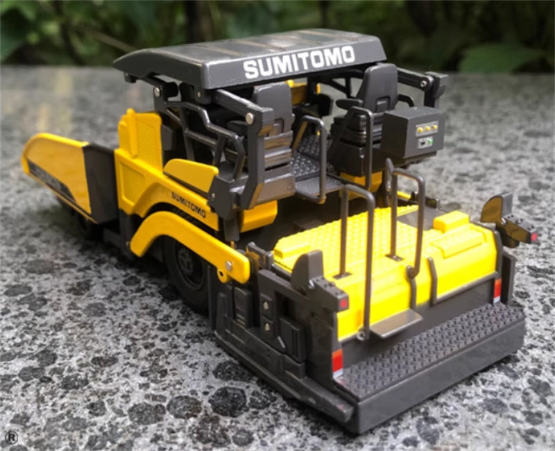 SUMITOMO HA60W Paver 1:50 Truck Pre-built Model