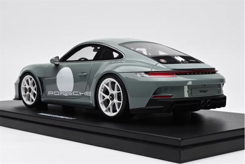 1:18 PORSCHE 911 992 S/T  Green  GT SPIRIT w/ display box Limited Edition 504PCS ONLY Resin Car Model