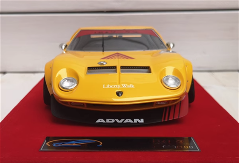 Lamborghini miura Vintage car orange 1/18car Pre-a Model