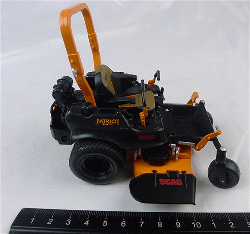 First Gear Scag Patriot 19-01 Garden Lawn mower Tractor Orange red 1:16 Truck Pre-built Model