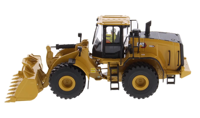 CATERPILLAR 966 GC Wheel Loader Limited Collection Edition 1:50 Truck Pre-built Model