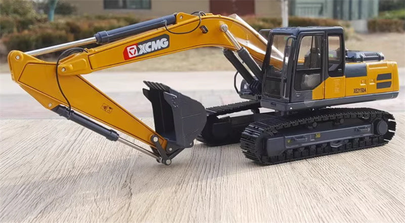 XCMG XE215DA New Excavator Yellow 1:35 Truck Pre-built Model