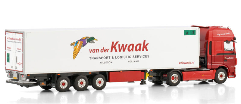 1:50 WSI DAF XF SUPER SPACE CAB MY2017 4X2 Van der Kwaak