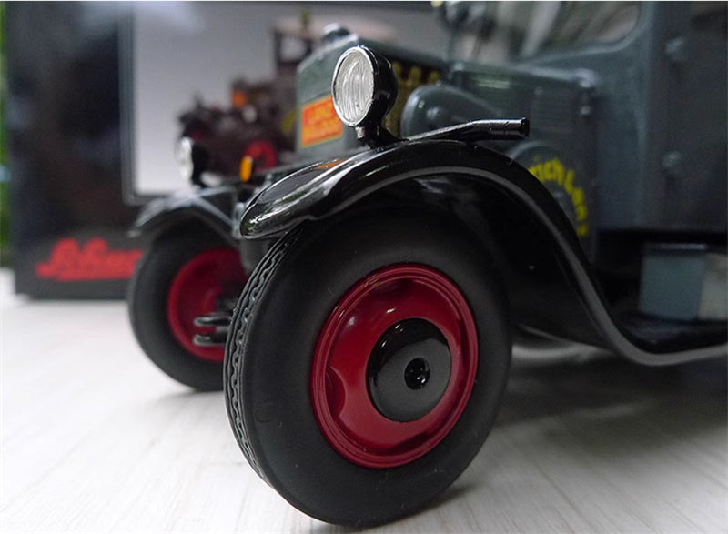 SCHUCO German Lanz Eibulldog mit Kabine Tractor grey Limited Edition 1500PCS ONLY 1:32 Truck Pre-built Model