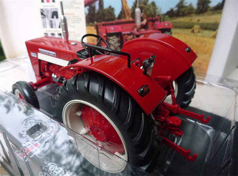 REPLICAGRI Case IH 624 International Agricultural Tractor Red 1:16 Truck Pre-built Model