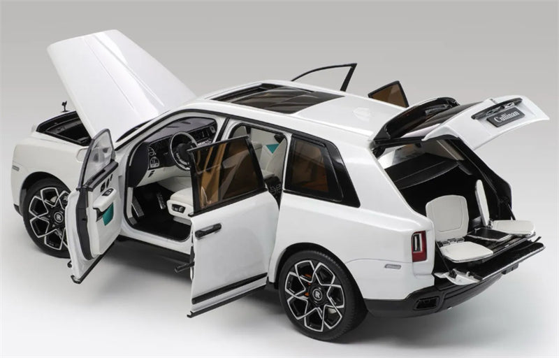1:18  Cullinan Kahn  Metallic white ROLLS-ROYCE Limited Edition 149PCS ONLY DIECAST Model