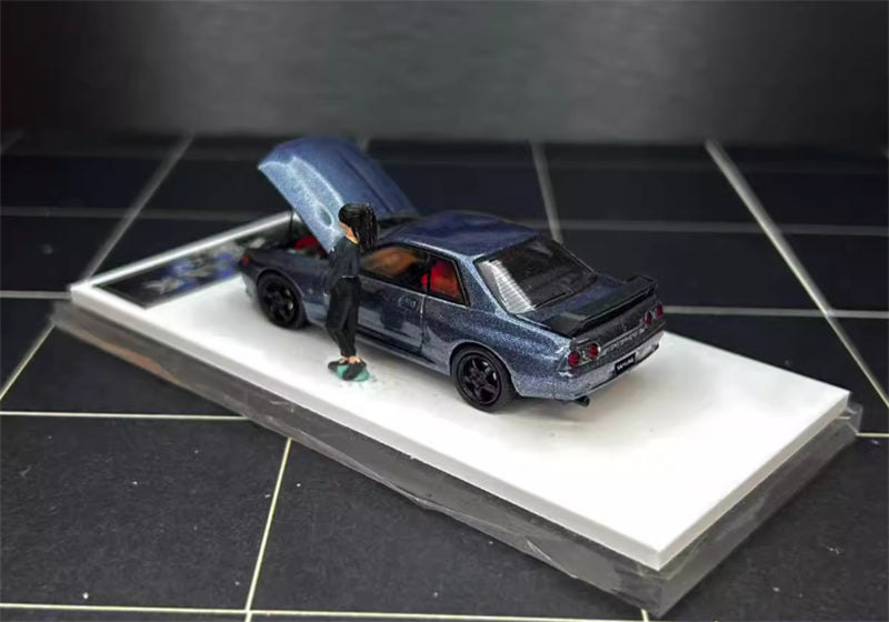 TIMEMICRO Nissan GTR R32 with figure metal gray Limited edition 1:64 Car Pre-built Model view3