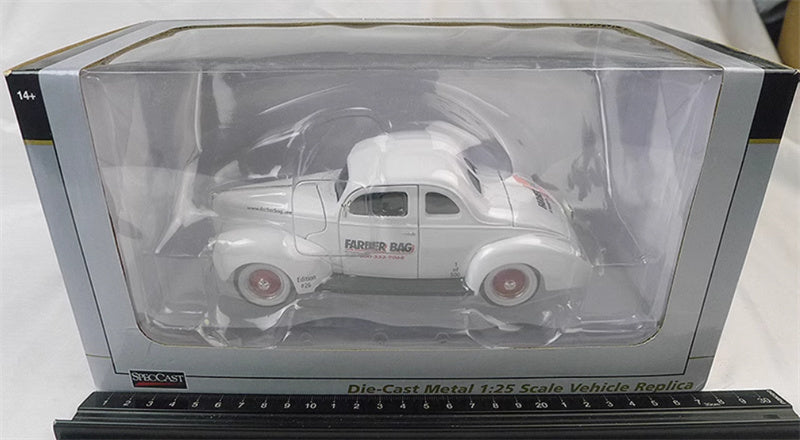 SpecCast Farber Bag 1940d Vintage Car white Limited Edition 500PCS ONLY 1:25 Car Pre-built Model