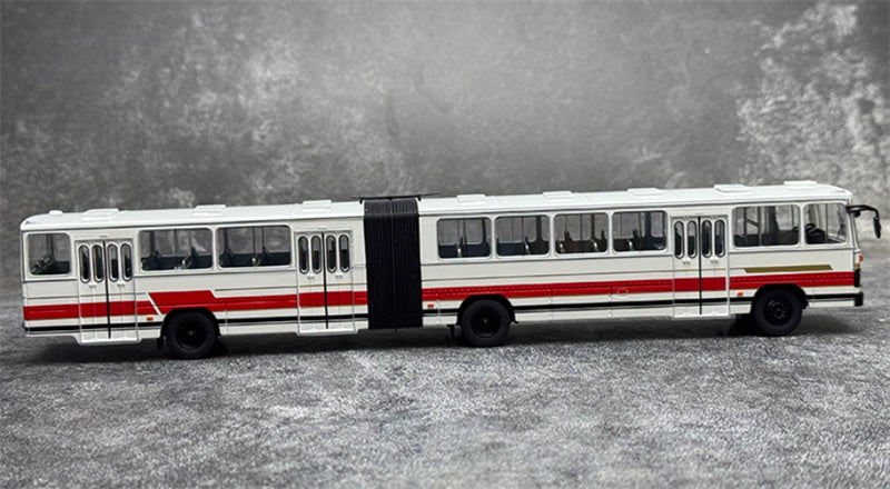 AUTO-GLIMPSE Huanghai DD6170 articulated bus red - white 1:64 Bus Pre-built Model view4