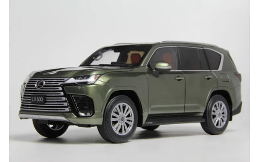 1:18 Lexus LX600 Seaweed Green LCD MODELS DIECAST Truck Model