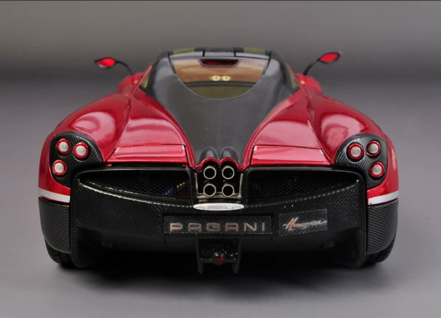 1:18 Pagani Huyara  Red  GTAUTOS  DIECAST car Model