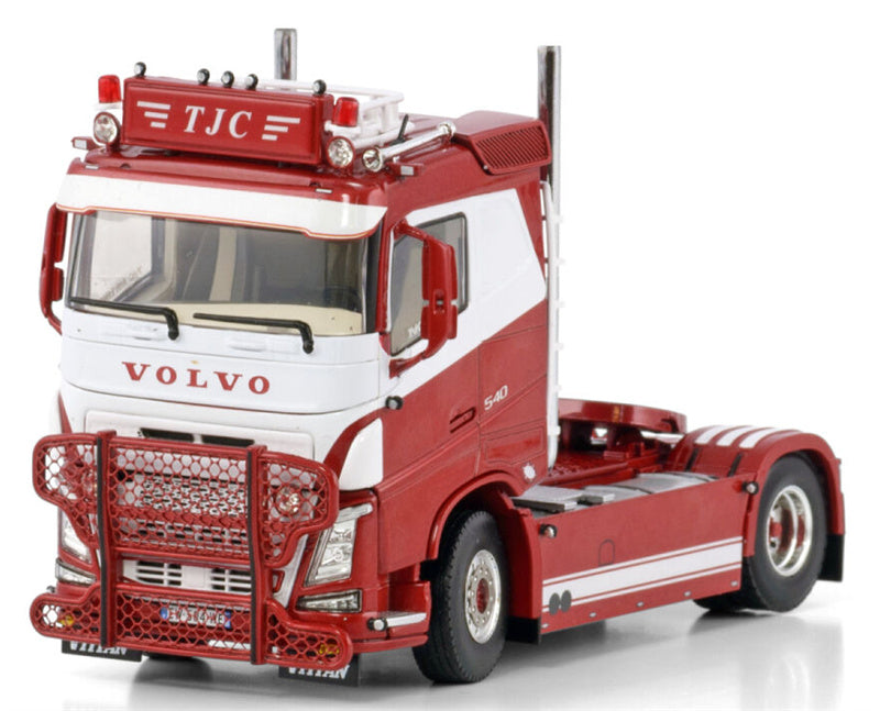 WSI VOLVO FH4 SLEEPER CAB 4X2 TJC 1:50 Truck Pre-built Model