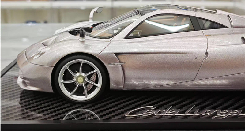 BBR MODELS PAGANI HUAYRA CODALUNGA IRIDESCENT BRONZO AYMARA Carbon fiber base Limited Edition 214PCS ONLY Leather base 1:18 Car Pre-built Model view3