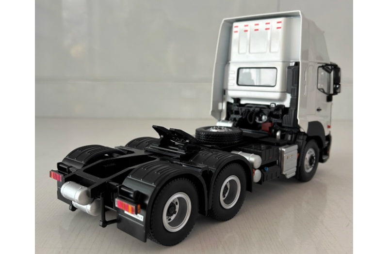 GAGC Hino 700 Zhizhen tractor White 1:24 Truck Pre-built Airliner Model Display view2